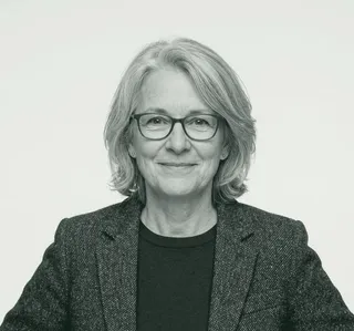 Porträt von Faith Fischer, Archivleiterin