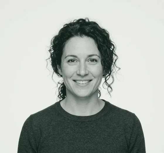 Porträt von Kira Keller, Investigativ-Reporterin